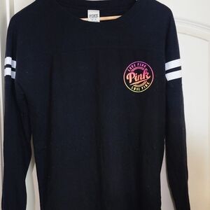 PINK Victoria's Secret Black Long-Sleeve Logo Pullover With Key Hole Back